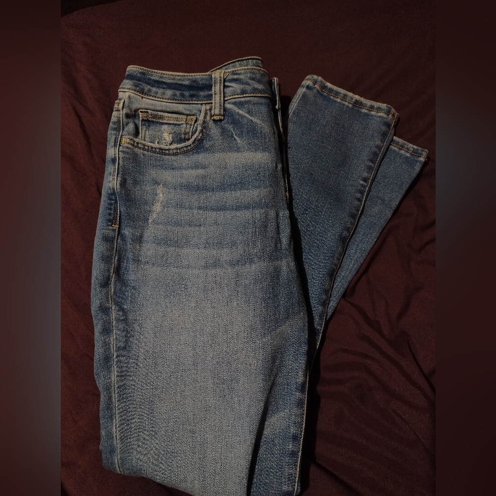 SOLD Arizona Jean Company Light Blue Skinny Jeans 9